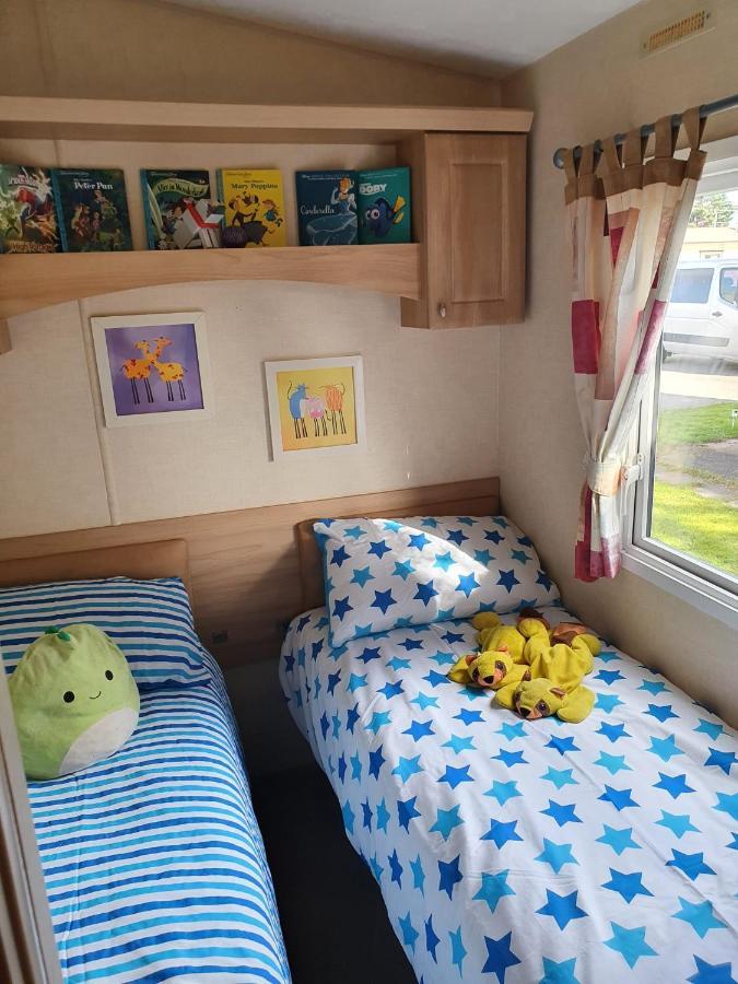 Static Caravan N Wales Lyonsrobinhood Rhyl * Meliden
