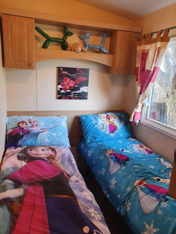 Static Caravan N Wales Lyonsrobinhood Rhyl * Meliden