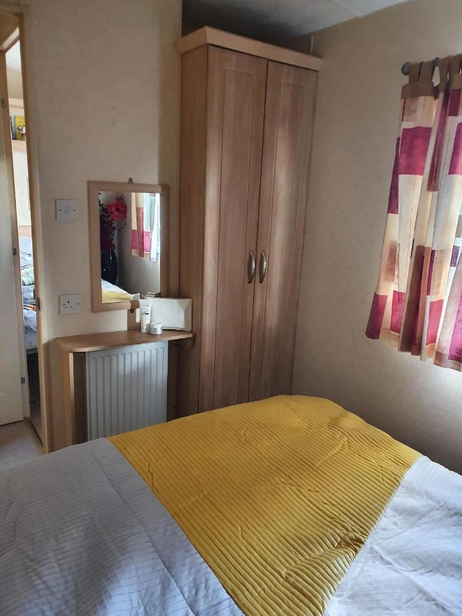 Static Caravan N Wales Lyonsrobinhood Rhyl Holiday home