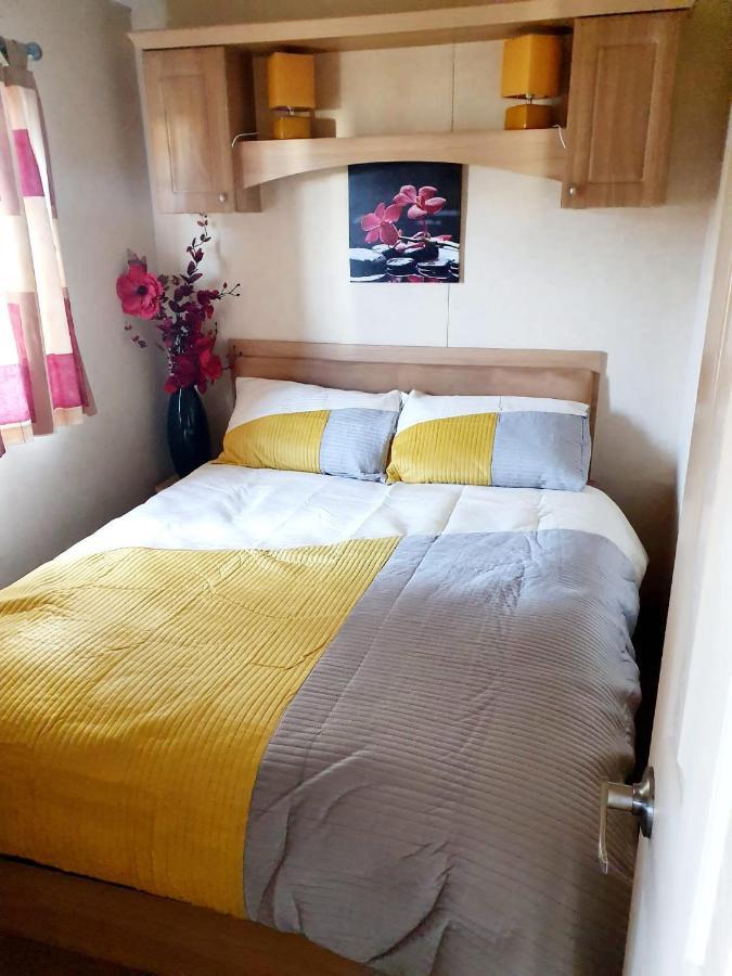 Holiday home Static Caravan N Wales Lyonsrobinhood Rhyl Meliden